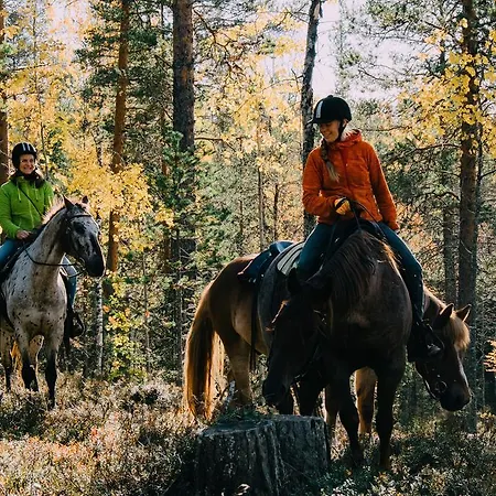 Vendégház Lucky Ranch 4 Pyhätunturi